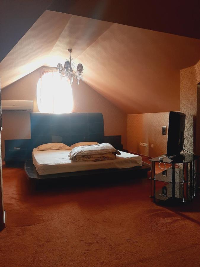 Kak Doma Aparthotel Odessa Exteriör bild