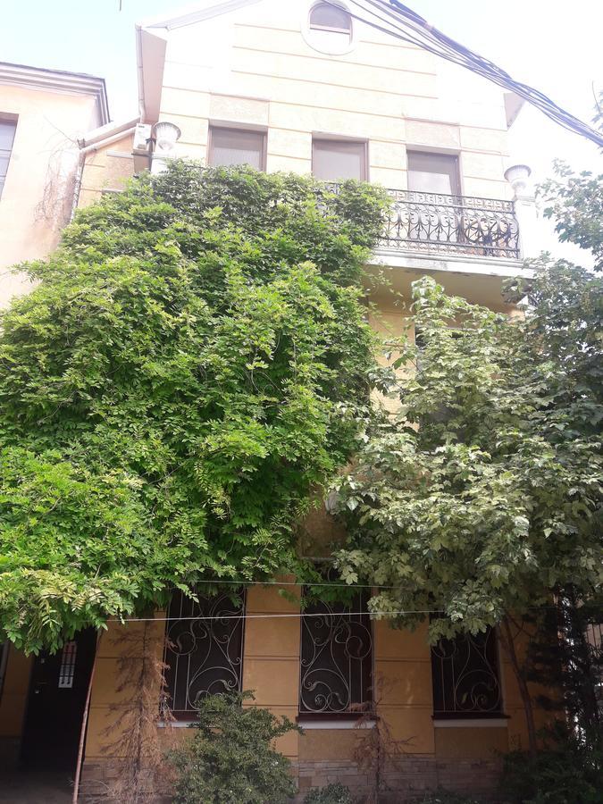 Kak Doma Aparthotel Odessa Exteriör bild